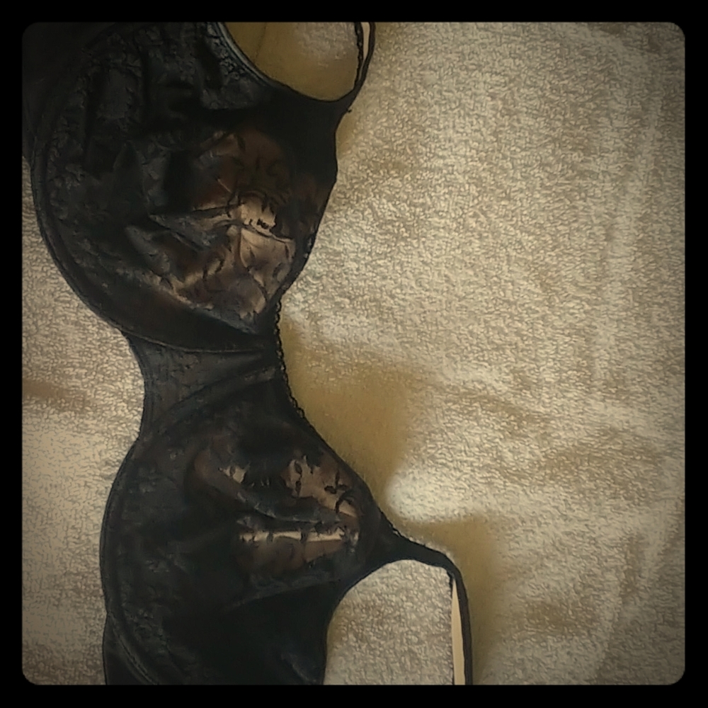 Playtex 42DD black lace bra